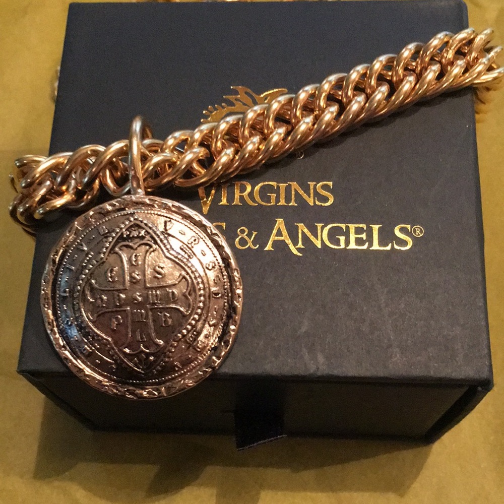 NWT Virgins Saints Angels Choker